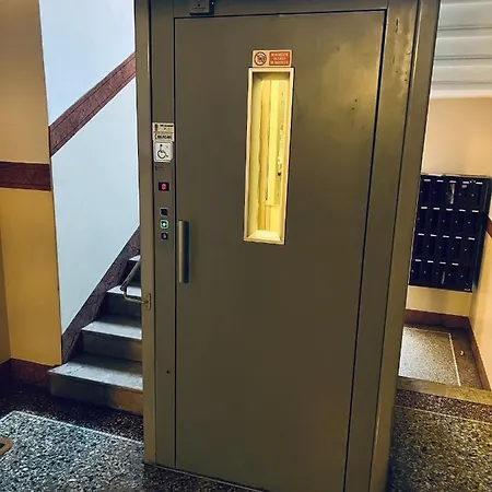 Διαμέρισμα Lattanzio Charming - Porta Romana Mm3 *